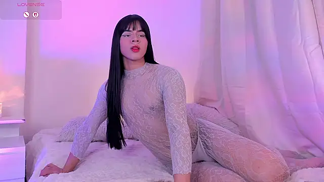 lana moontt online show from 07-24-26, 12:28