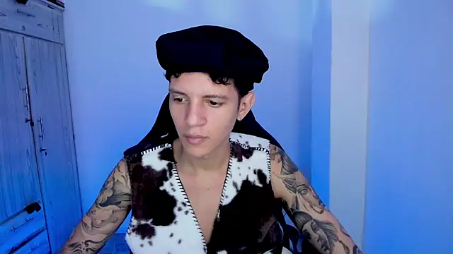 tylerrnova online show from 07-25-26, 03:25