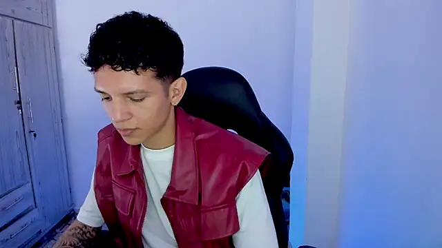 tylerrnova online show from 07-12-26, 04:57