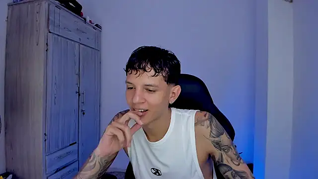 tylerrnova online show from 08-01-26, 04:10