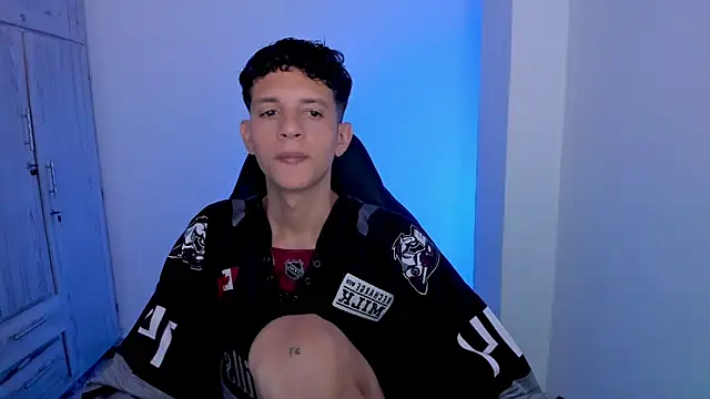tylerrnova online show from 07-02-26, 03:18
