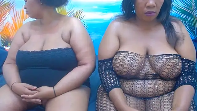 CURVYELEGANCExxx online show from 07-30-26, 01:16