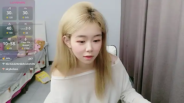 xiaoshenlove030 online show from 07-31-26, 03:42
