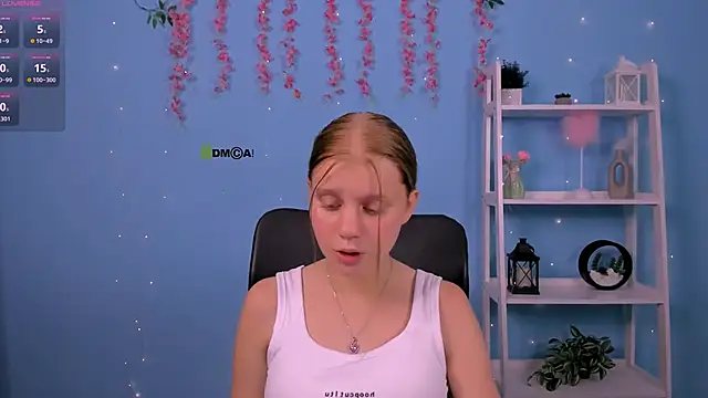 bella sky11 online show from 06-30-26, 12:05
