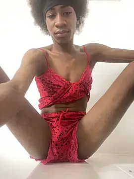 Snapshot of Eyleen536 chatting on 06-17-26, 11:42 Eyleen536 online show from 06-17-26, 11:42