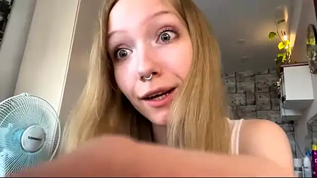 BivalentFalloff online show from 07-10-26, 04:23