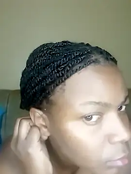 Snapshot of hotberry_sa chatting on 06-30-26, 04:45 hotberry sa online show from 06-30-26, 04:45