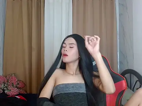 Snapshot of forthydoll chatting on 06-27-26, 04:02 forthydoll online show from 06-27-26, 04:02