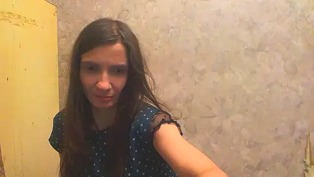 Alison Wale online show from 07-22-26, 02:08