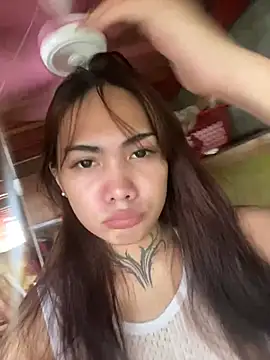Snapshot of francine_xx chatting on 07-17-26, 04:21 francine xx online show from 07-17-26, 04:21