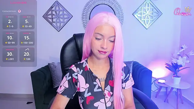 Honeyy Taylor online show from 07-20-26, 06:54