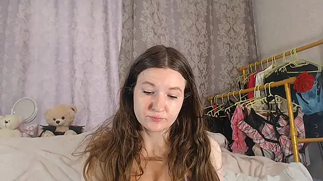 ChloeBrooklyn online show from 07-11-26, 05:08