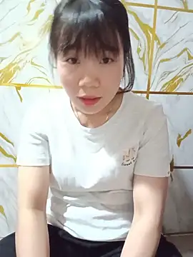Em xinh05 online show from 06-17-26, 03:00
