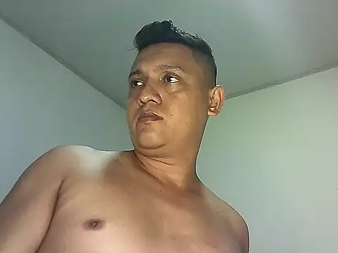 Snapshot of chriss_pacheco chatting on 06-18-26, 06:34 chriss pacheco online show from 06-18-26, 06:34
