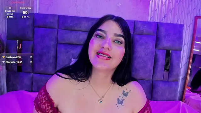 Snapshot of isa_gonzalez chatting on 07-14-26, 02:05 isa gonzalez online show from 07-14-26, 02:05