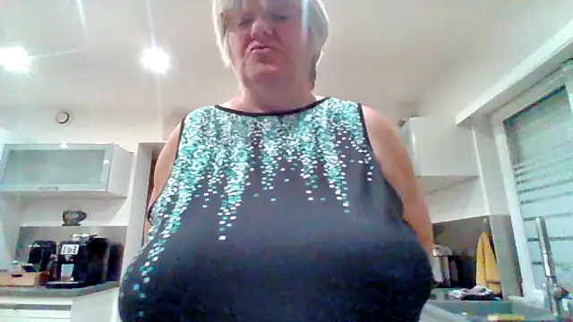 coquinesensuel online show from 07-19-26, 09:00