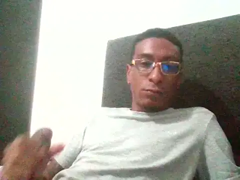 Snapshot of smokepurpxxx chatting on 07-01-26, 11:49 smokepurpxxx online show from 07-01-26, 11:49