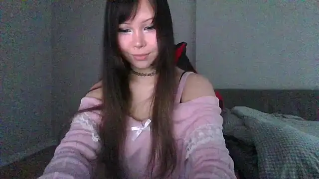 MiaSavageQueen online show from 06-19-26, 01:17