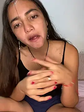 Julia valentina online show from 07-13-26, 01:38