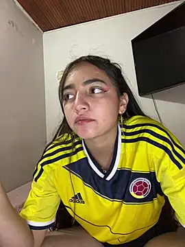 Julia valentina online show from 07-08-26, 01:52
