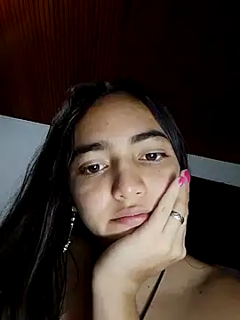 Julia valentina online show from 07-19-26, 02:20