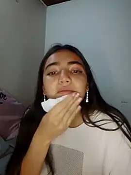 Julia valentina online show from 07-25-26, 04:20