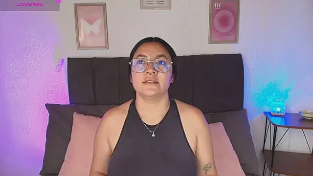 Snapshot of samm_curvy chatting on 07-08-26, 07:47 samm curvy online show from 07-08-26, 07:47