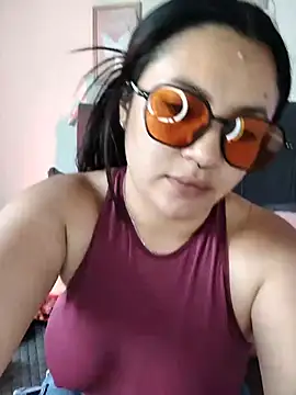 Snapshot of samm_curvy chatting on 07-25-26, 07:31 samm curvy online show from 07-25-26, 07:31