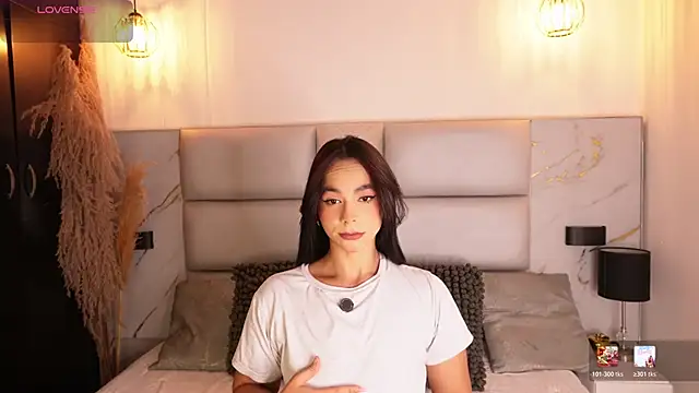 Snapshot of imLeanna_ chatting on 06-26-26, 11:10 imLeanna online show from 06-26-26, 11:10
