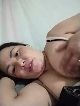 Naaya8109 online show from 07-18-26, 02:03