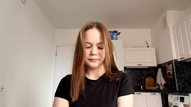 LauranAngelbeck online show from 06-21-26, 03:23