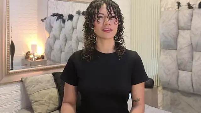 Zendaya S11 online show from 07-10-26, 04:23