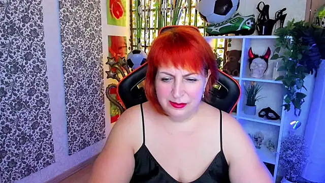 Joana Woods online show from 07-18-26, 01:47