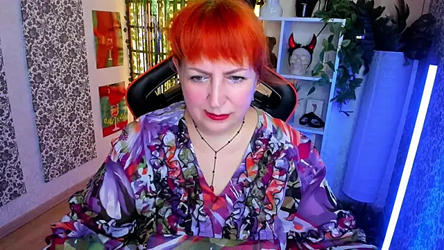 Joana Woods online show from 07-30-26, 08:46