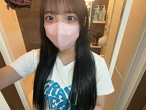 Snapshot of ohuton_love chatting on 07-21-26, 07:42 ohuton love online show from 07-21-26, 07:42