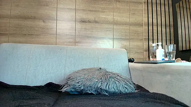 alys molly 11 online show from 06-18-26, 01:38