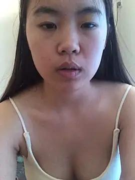 Snapshot of qingti520-18girl chatting on 06-22-26, 03:25 qingti520-18girl online show from 06-22-26, 03:25