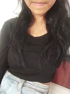 Snapshot of Hello_Miss_99 chatting on 06-20-26, 06:51 Hello Miss 99 online show from 06-20-26, 06:51