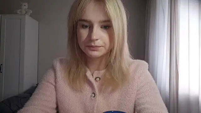 BloomMoon online show from 07-12-26, 04:41