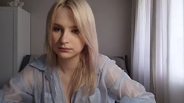 BloomMoon online show from 07-25-26, 12:22