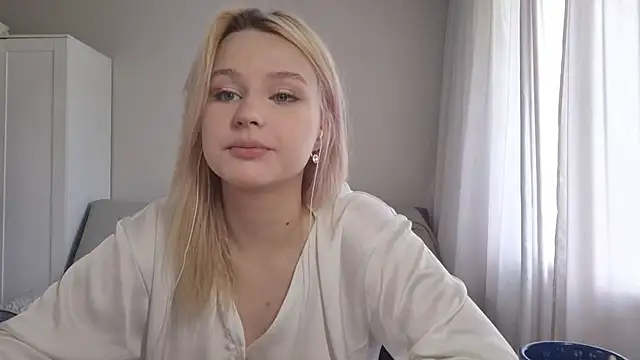 BloomMoon online show from 07-03-26, 10:55