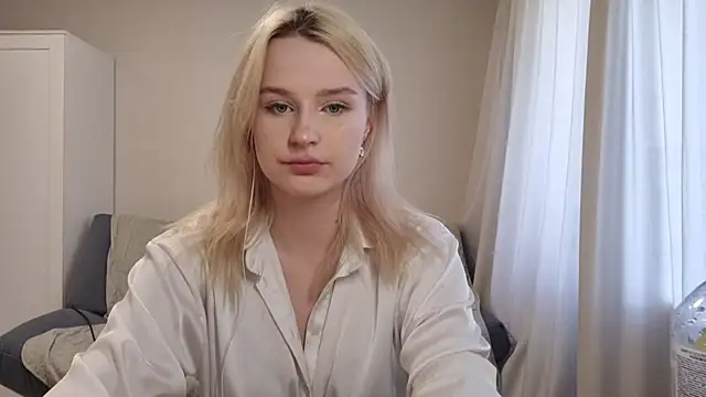 BloomMoon online show from 06-25-26, 12:32