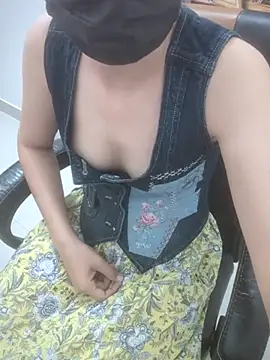 sushmita0 online show from 06-19-26, 02:01