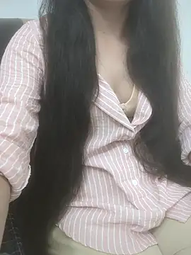 sushmita0 online show from 07-09-26, 03:07