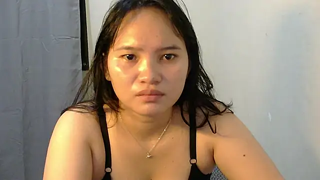 Fhwilloughbyxx online show from 07-03-26, 10:44