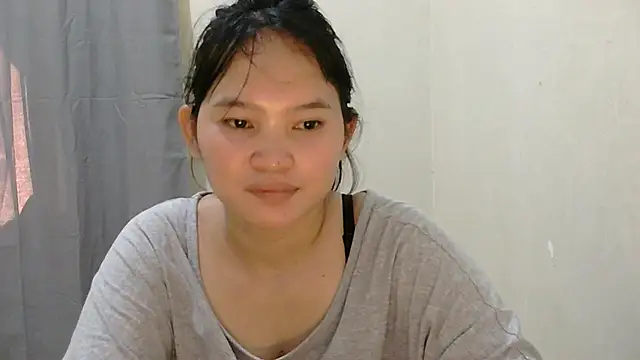 Fhwilloughbyxx online show from 06-27-26, 06:30