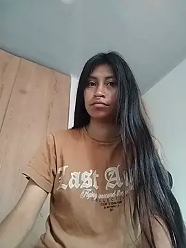 Snapshot of Pocahontas_Honey chatting on 07-08-26, 10:32 Pocahontas Honey online show from 07-08-26, 10:32