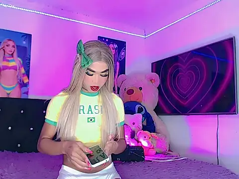 HeidiVanessa online show from 06-19-26, 01:55