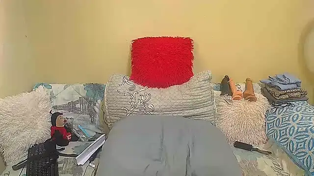 NoviaveeXXX online show from 07-27-26, 07:10