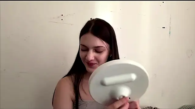MawileMabel online show from 06-21-26, 03:40